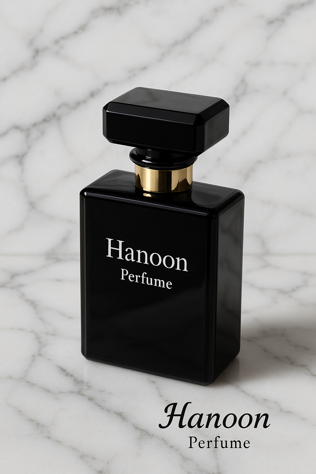 بطری‌های عطر لوکس روی میز مرمر